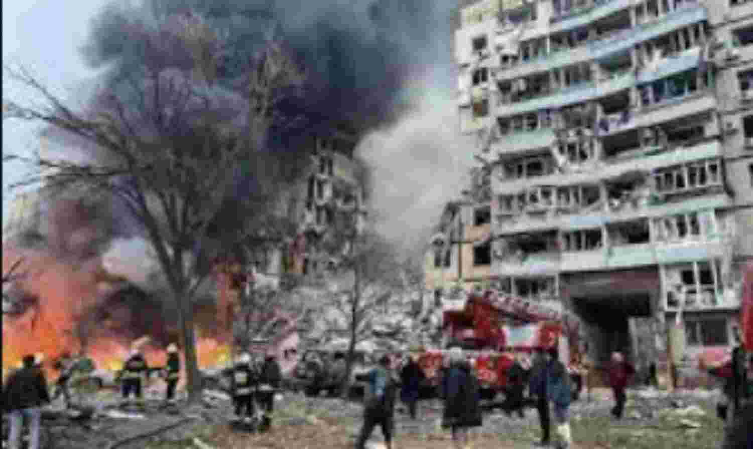 Civilians in Kremenchuk Under Siege: Deadly Missile Strike Raises Concerns of Safety Amidst Ongoing Conflict with Russia Civilians in Kremenchuk Under Siege: Deadly Missile Strike Raises Concerns of Safety Amidst Ongoing Conflict with Russia