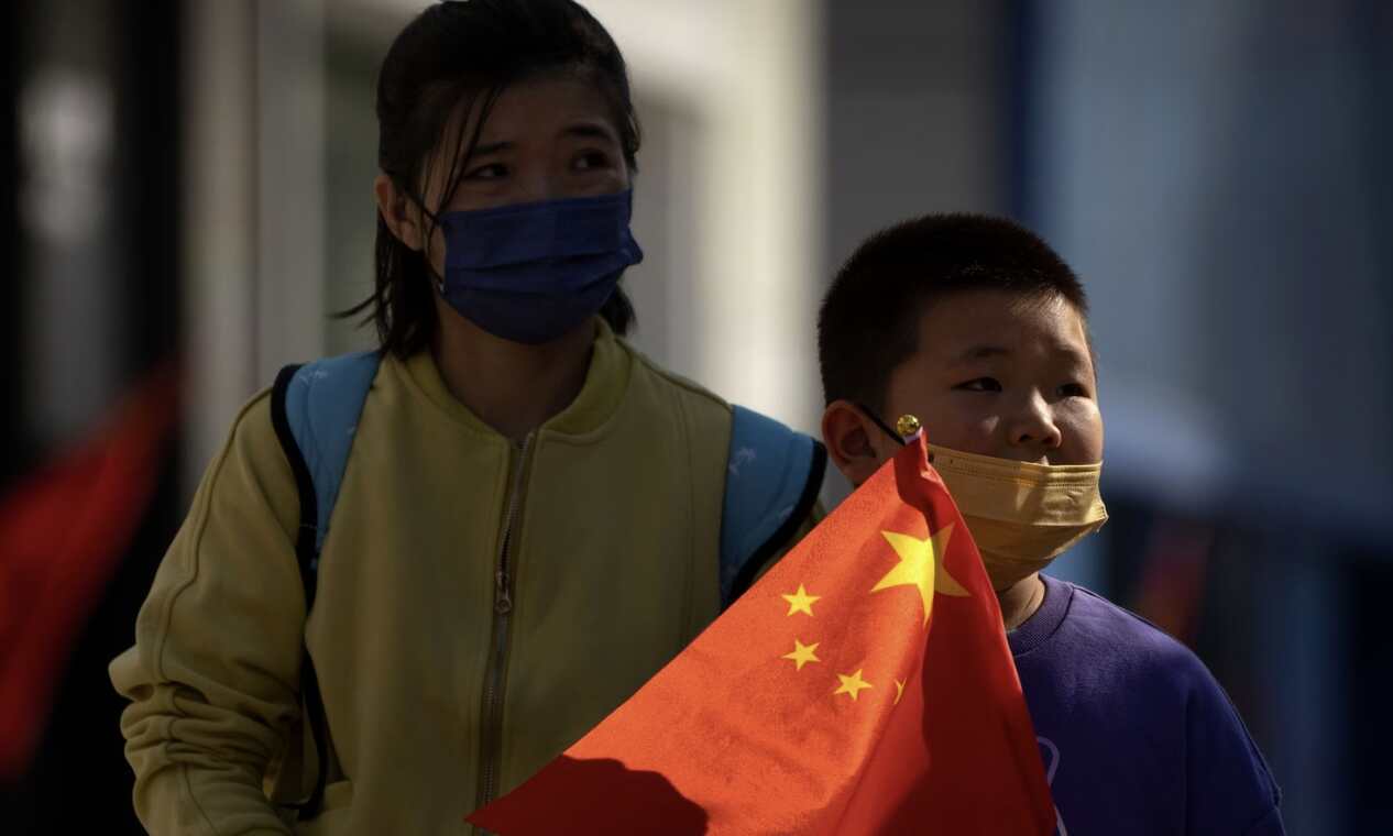 Chinas Fertility Rate Hits Record Low of 1.09, Threatening Economic Growth Chinas Fertility Rate Hits Record Low of 1.09, Threatening Economic Growth