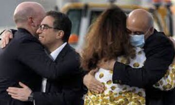 Significant Breakthrough: Five Americans Freed from Iranian Detention After Years of Negotiations Significant Breakthrough: Five Americans Freed from Iranian Detention After Years of Negotiations
