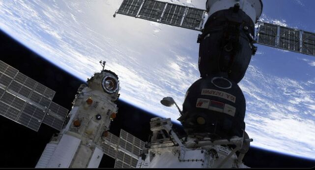 Coolant Leak at International Space Station: No Immediate Threat to Crew, Investigations Underway