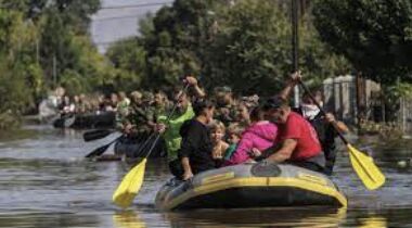 Death toll rises to 10 in Greeces severe flooding crisis as rescue efforts escalate