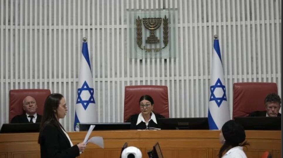 Supreme Court Petition Challenges Law Protecting Netanyahu Amid Corruption Trial: Critics Accuse Government of Promoting Corruption