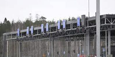 Finland Implements Barriers at Russian Border Crossings to Stem Influx of Asylum Seekers