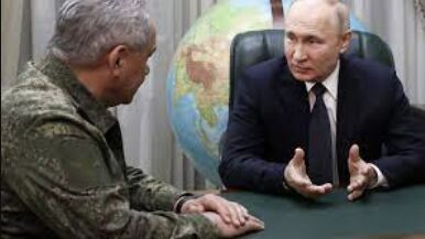 Putin Visits Ukraines Frontlines, Discusses Military Equipment and Escalating Tensions