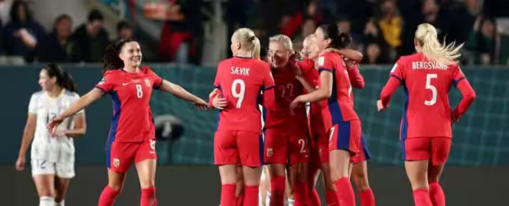 Norways Womens Soccer Team Makes a Comeback, Secures Spot in World Cup Knockout Stage