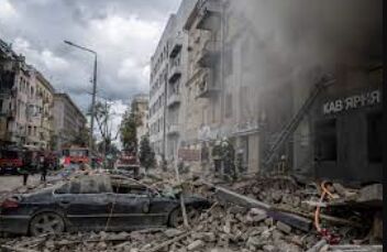 Russian missiles strike residential area in heart of Ukraines Kharkiv, injuring 17