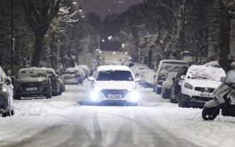 Snowpocalypse in northern England: Motorists stranded, power outages, and chaos on the roads