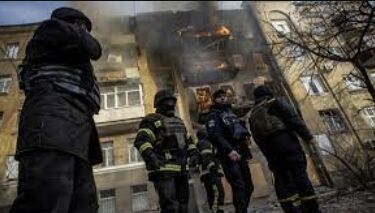 Explosions in Sevastopol ignite Ukraine-Russia dispute as tension escalates