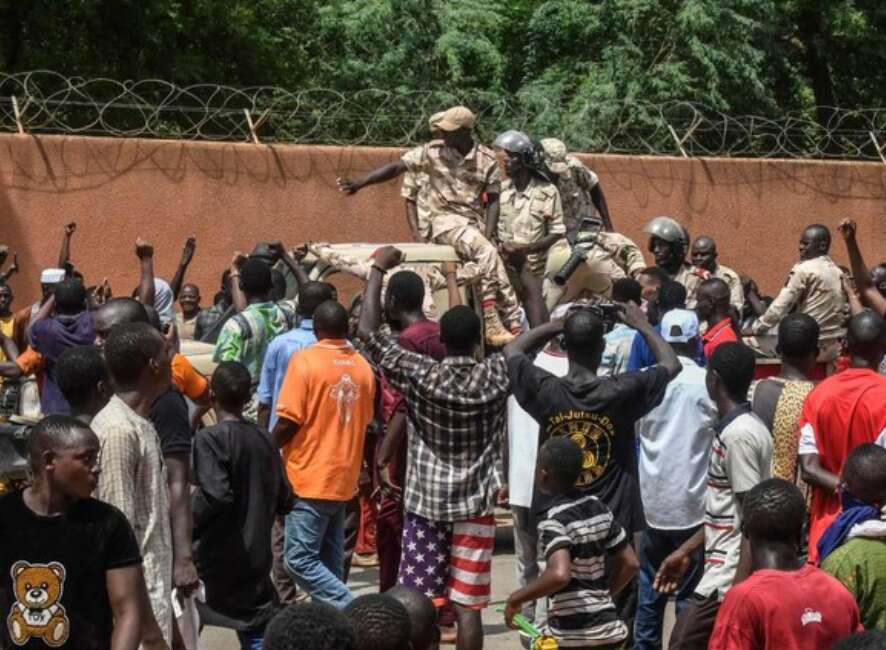 Spanish Government Swiftly Evacuates Citizens from Niger Amidst Military Coup