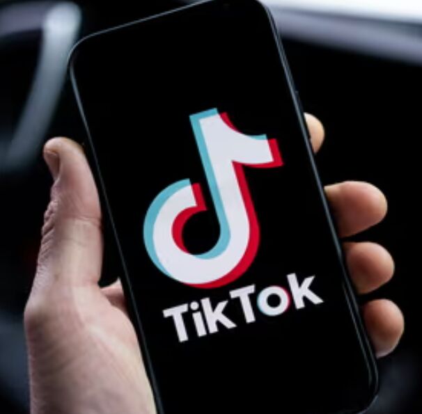 #FairyFlying Trend on TikTok Raises Alarming Concerns About Its Link to Suicide, Prompting Experts to Call for Action