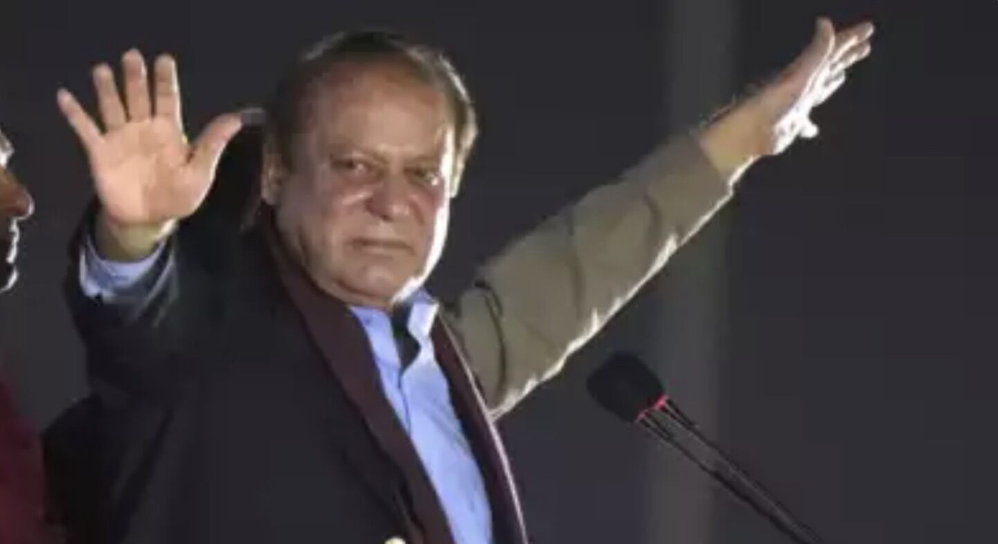 Former Pakistani Prime Minister Nawaz Sharif Calls for National Self-Reflection and Development, Praises Indias Space Achievements