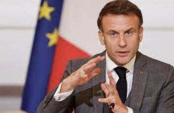 French President Macron Takes Action: Discussing Middle East Crisis and Fighting for Peace