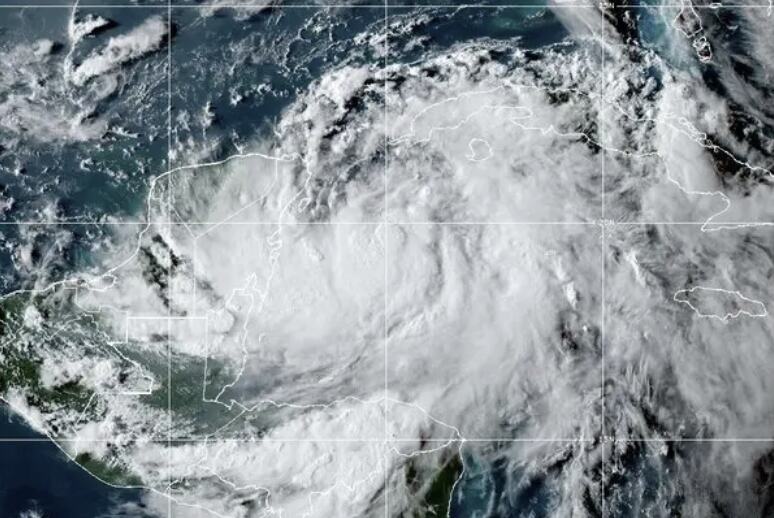 Tropical Storm Idalia Strengthens, Heads Towards Florida with Potential for Hurricane Impact
