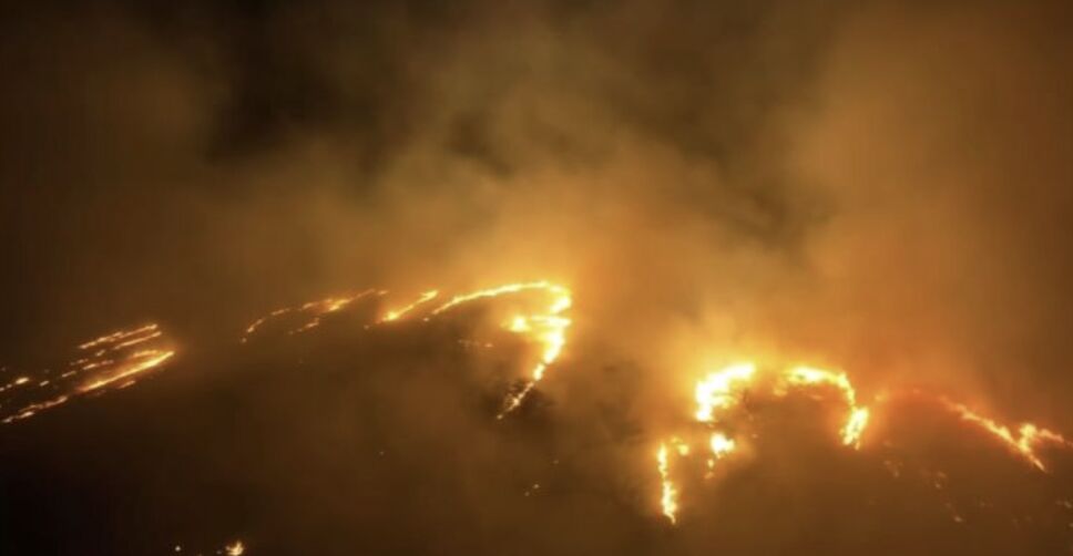 Wildfires in Maui Reach Catastrophic Levels Amid Hurricane Dora, Residents Forced to Flee to Ocean for Survival