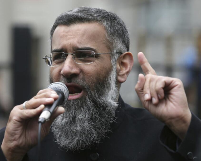 Prominent Islamist Preacher Anjem Choudary Faces New Terrorism Charges