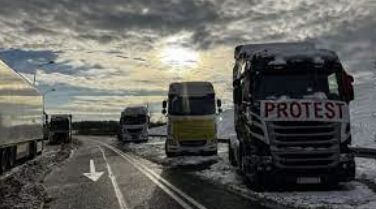 Ukraine and Poland Make a Move to Ease Protests with New Border Crossing for Empty Trucks