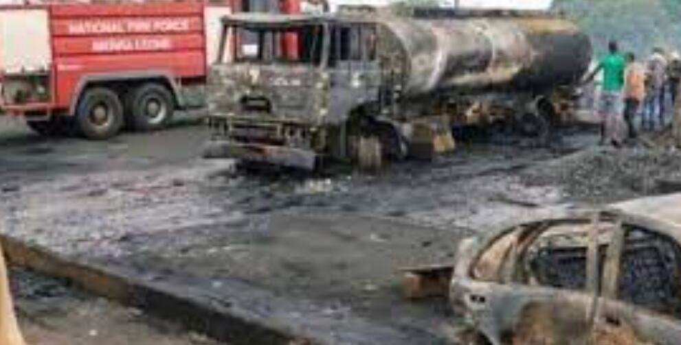 Fatal Fuel Truck Explosion Exposes Risks of Illegal Extraction and Economic Struggles in Nigeria