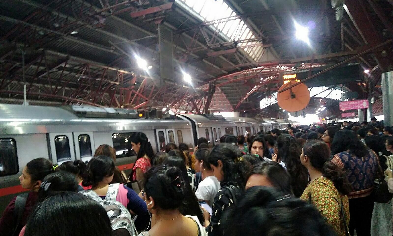 Red Line halt caused Delhi to stop