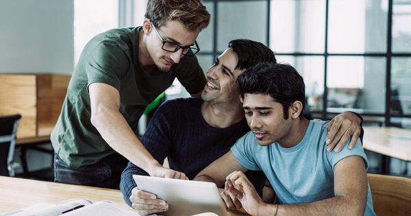 Indian Entrepreneurs At GoFloaters Are Reinventing Co-Work: Heres How