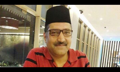 Senior Journalist Shujaat Bukhari was shot dead outside his office