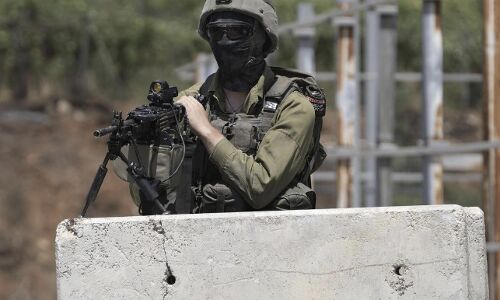 Israeli Security Forces Clash with Palestinians in West Bank, Resulting in Fatalities: Unrest Continues to Boil