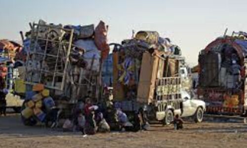 500,000 Afghans Forced to Flee Pakistan as Tensions Escalate
