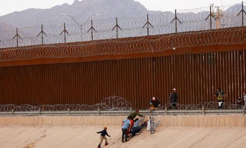 Biden Implements Broad Asylum Ban at US-Mexico Border