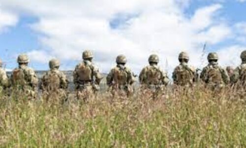 Contradicting Defense Secretary, British Prime Minister Denies Immediate Plans for Sending Troops to Ukraine