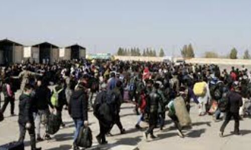 Mass Repatriation: Afghan Migrants Voluntarily Return from Iran Amid Immigration Concerns Mass Repatriation: Afghan Migrants Voluntarily Return from Iran Amid Immigration Concerns