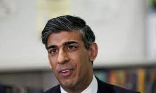 British Prime Minister Calls on Iran to De-escalate Tensions in the Middle East Following Drone Attack