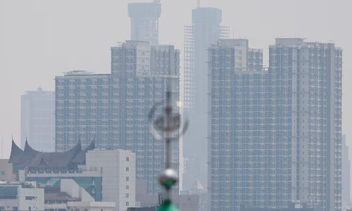 Jakarta Battles Toxic Smog: Named Most Polluted City in the World with Alarming Air Quality Crisis Jakarta Battles Toxic Smog: Named Most Polluted City in the World with Alarming Air Quality Crisis