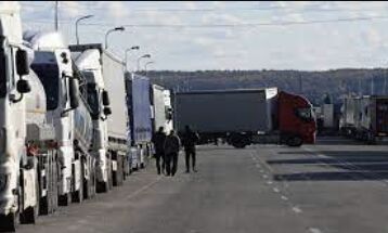 Stranded: Polish Truckers Strike Causes Economic Chaos as Thousands of Vehicles Remain at Border Crossings