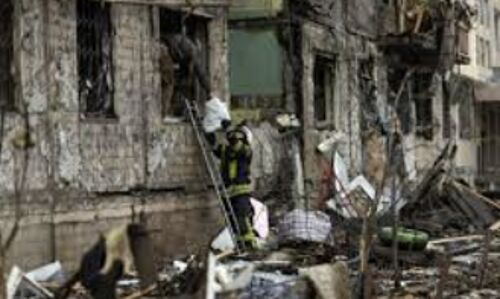 Russian Missile Strikes Ravage Ukraine: Death Toll Rises as Putins Aggression Escalates