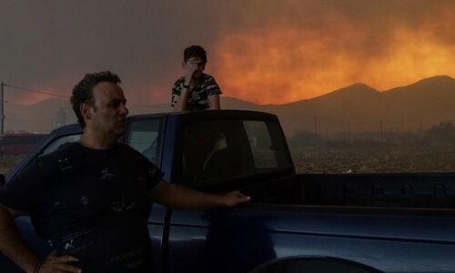 600+ Firefighters Battle Out-of-Control Wildfires Ravaging Greece, Europe Answers the Call 600+ Firefighters Battle Out-of-Control Wildfires Ravaging Greece, Europe Answers the Call