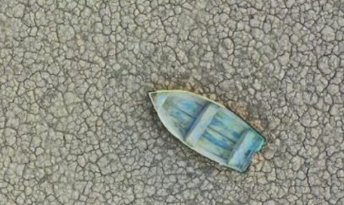 Irans Unprecedented Heatwave Declares National Holiday: Schools, Banks, and Soccer Games Shut