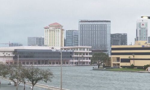 Hurricane Idalias Devastating Impact: Over 1,000 Flights Cancelled, Southwest Airlines Takes the Hardest Hit