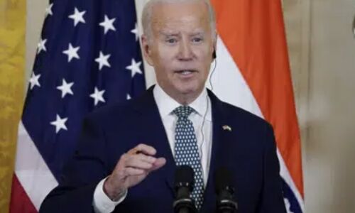 Biden Defends Criticism of China, Expects Meeting with Xi