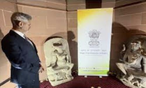 Stolen Treasures Return Home: External Affairs Minister Jaishankar Leads Repatriation Ceremony for 8th-century Temple Idols Stolen Treasures Return Home: External Affairs Minister Jaishankar Leads Repatriation Ceremony for 8th-century Temple Idols