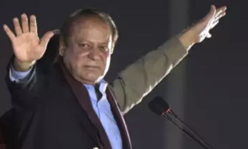 Former Pakistani Prime Minister Nawaz Sharif Calls for National Self-Reflection and Development, Praises Indias Space Achievements