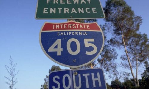 Tragedy Strikes: Manhattan Beach Motorcycle Officer Killed in Devastating Crash on 405 Freeway