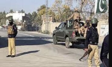 Pakistan Army Officer and Three Soldiers Martyred in Intense Gun Battle with Militants