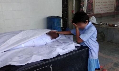 Indias sad photo collects three million rupees on social media