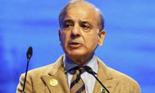 Pakistan secures $700 million lifeline from IMF to tackle economic crisis Pakistan secures $700 million lifeline from IMF to tackle economic crisis