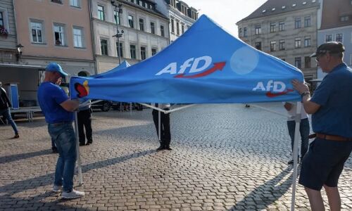 Far-right candidates historic mayoral win in Pirna sends shockwaves through German politics Far-right candidates historic mayoral win in Pirna sends shockwaves through German politics