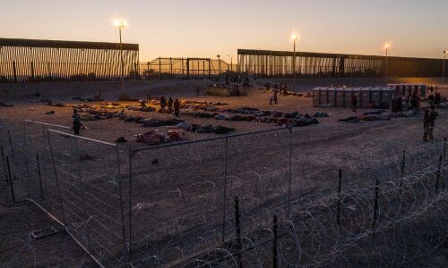 US Judge Blocks Bidens Asylum Restrictions, Protecting Migrants Rights