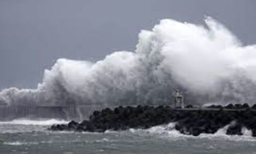 Typhoon Lan Slams Western Japan: Widespread Devastation, Power Outages, and Travel Disruptions Rock the Nation