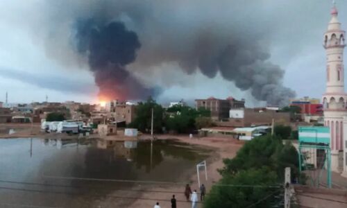 Eid Truce Crumbles as Air Raids Strike Sudans Capital