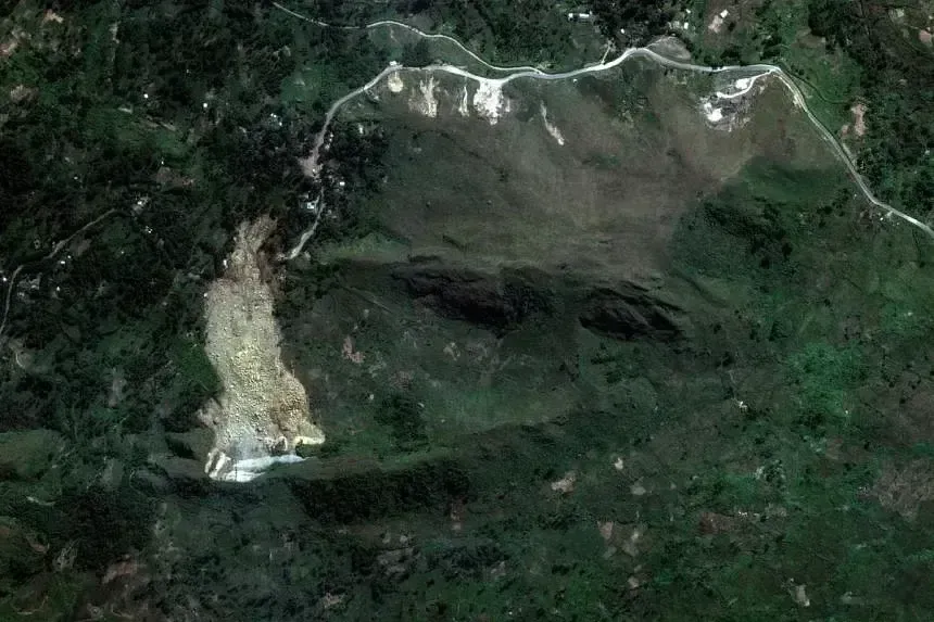 Thousands Ordered to Evacuate in Papua New Guinea Amid Active Landslide Threat