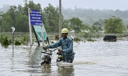 Massive Flooding Displaces Over 14,000 in Southern Myanmar, Disrupts Transportation
