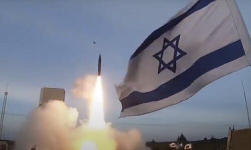 Israel Makes History with $3.5 Billion Arrow 3 Missile Defense System Deal, Strengthening Global Defense Industry Israel Makes History with $3.5 Billion Arrow 3 Missile Defense System Deal, Strengthening Global Defense Industry